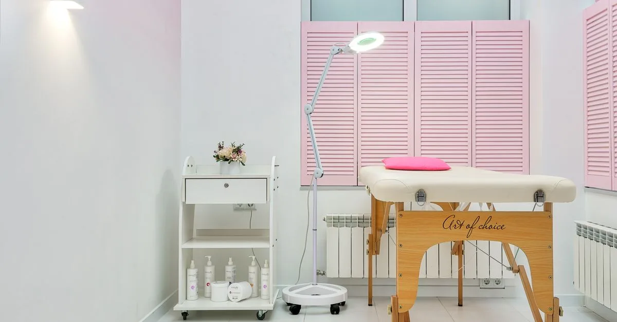 découvrez notre institut de beauté, votre destination pour des soins esthétiques professionnels, détente et bien-être.