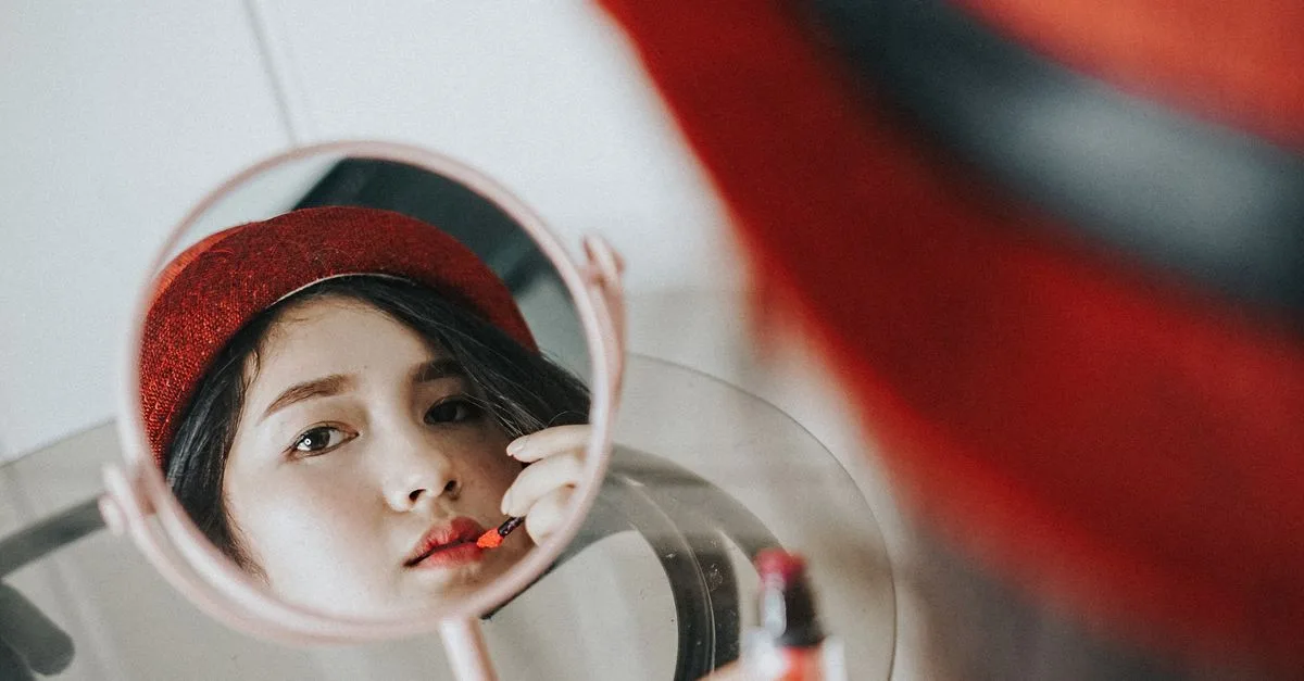 découvrez les dernières tendances mode et conseils beauté pour femmes afin de sublimer votre style au quotidien.