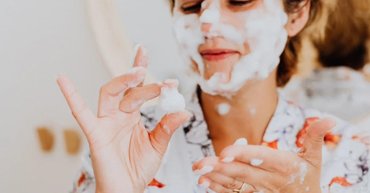 nettoyant visage doux pour une peau propre, hydratée et apaisée, adapté à tous types de peau.
