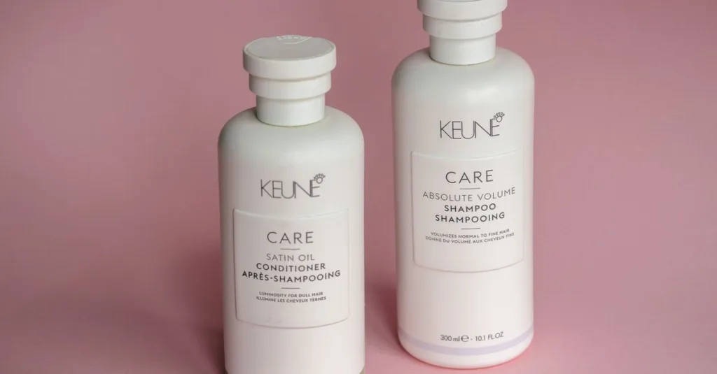 shampooing spécialement formulé pour cheveux fins et gras, purifiant en douceur et apportant volume et légèreté.